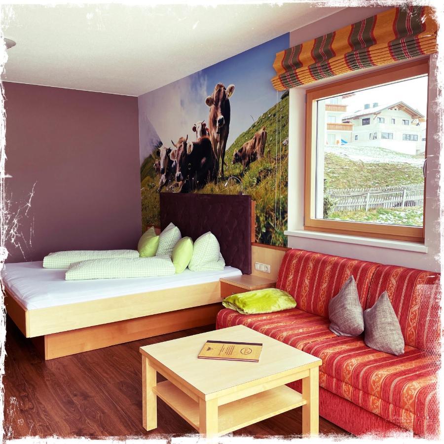 Hotel Garni Alpendiamant Фісс Екстер'єр фото
