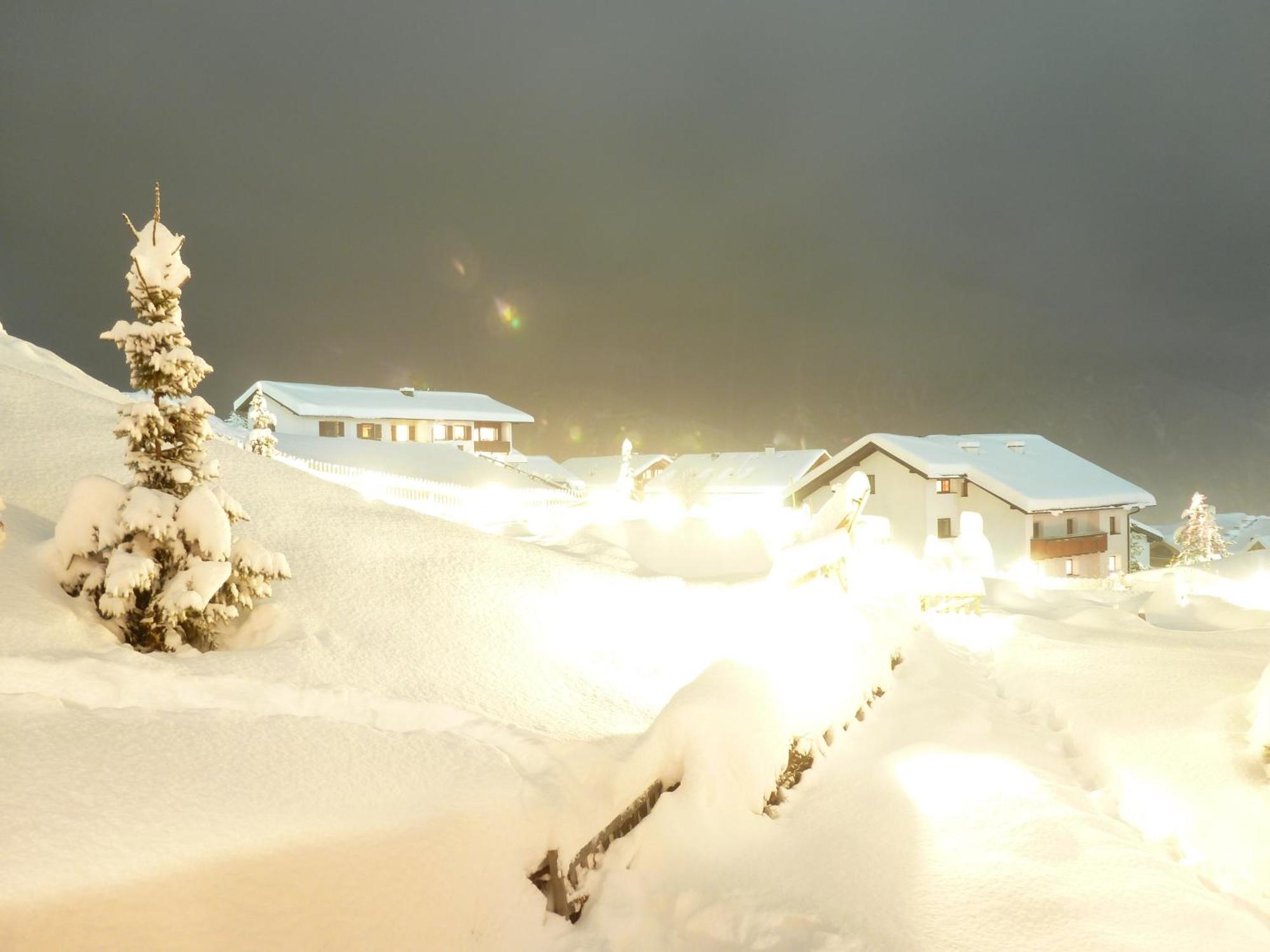 Hotel Garni Alpendiamant Фісс Екстер'єр фото